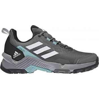 10_22_adidas outdoor kép