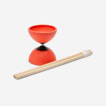 DIABOLO 100-as, piros + fapálcák Domyos kép