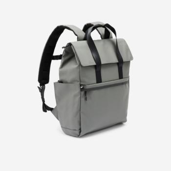 Vízlepergető,15 literes hátizsák laptopzsebbel Decathlon kép